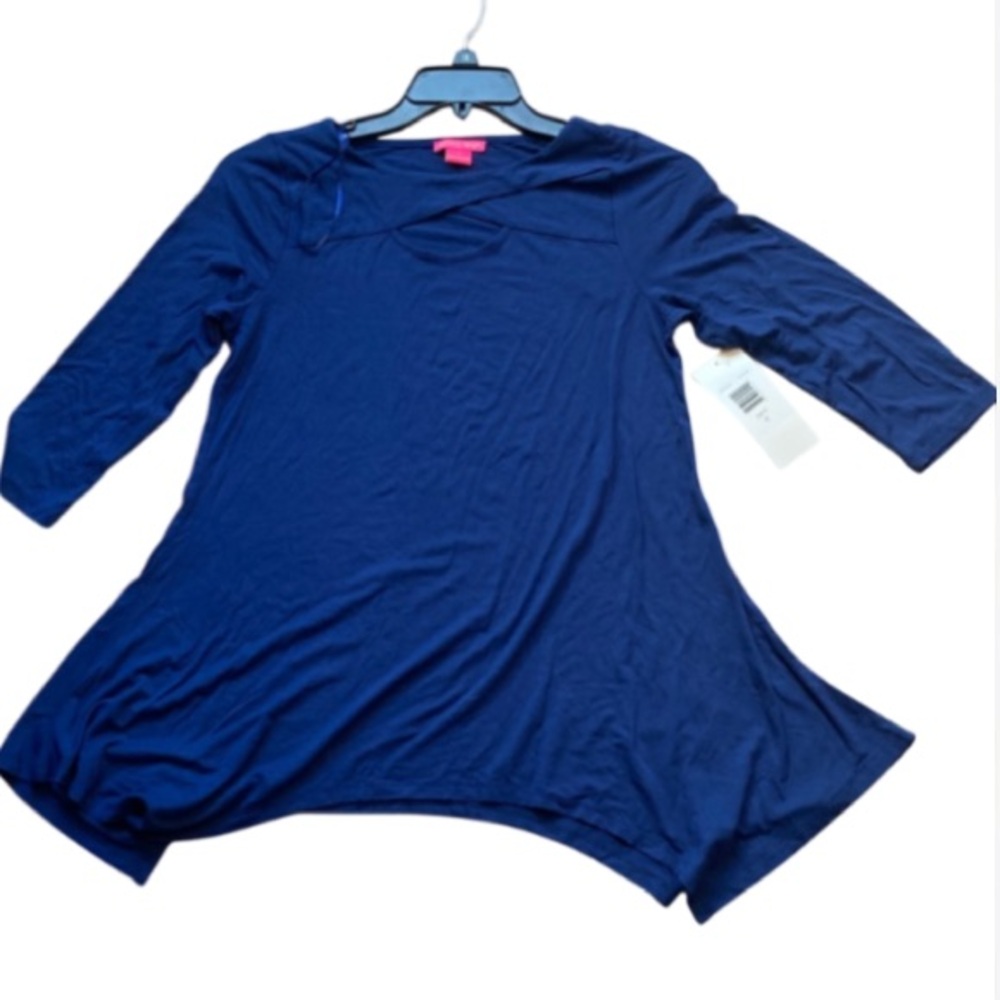 3/$45 Sunny Leigh top casual shirt navy blue with small cut out at neckline S